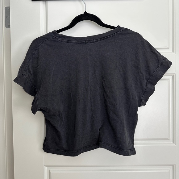 *3/$25* Garage Gray Boxy Crop T-Shirt - Picture 3 of 3